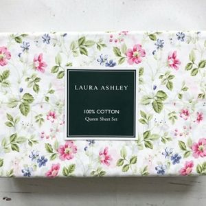 Laura Ashley 100% Cotton Queen Sheet Set